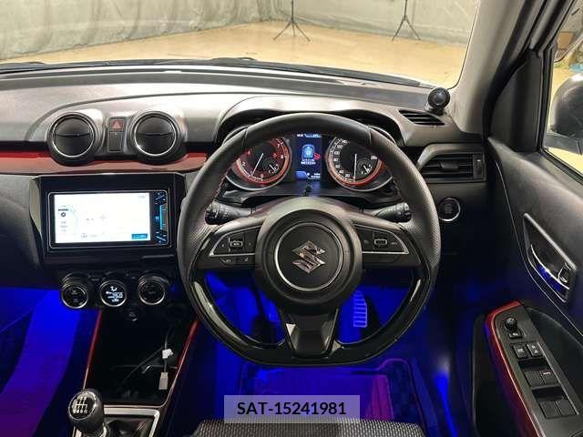 Suzuki SWIFT 2017-12 330127-9
