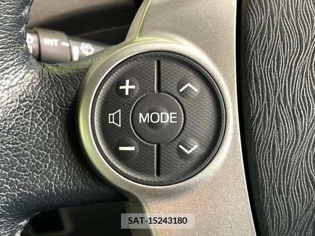 Toyota PRIUS 2012-02 366475-5