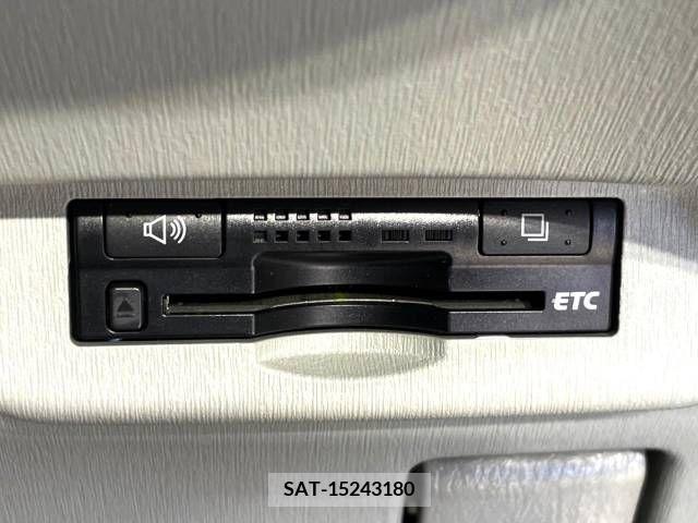 Toyota PRIUS 2012-02 366475-3