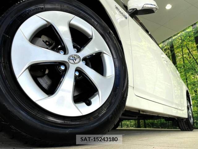 Toyota PRIUS 2012-02 366475-13
