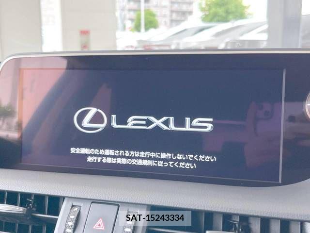 Lexus ES 2019-12 300400-6