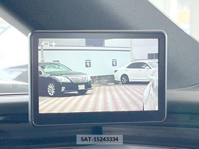 Lexus ES 2019-12 300400-2