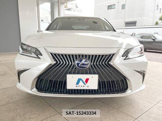 Lexus ES 2019-12 300400-15