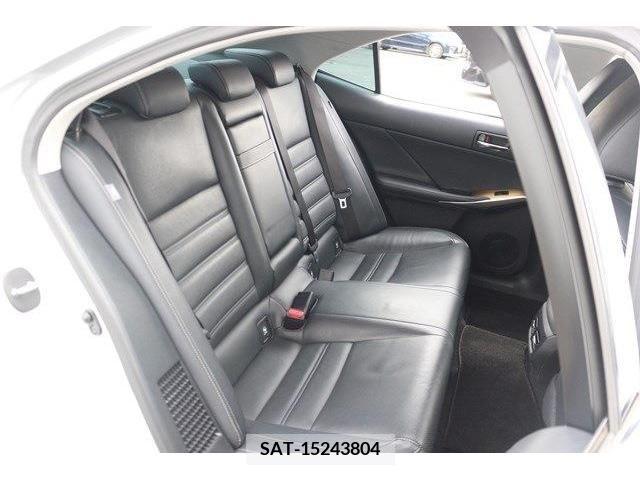 Lexus IS 2014-01 222893-13