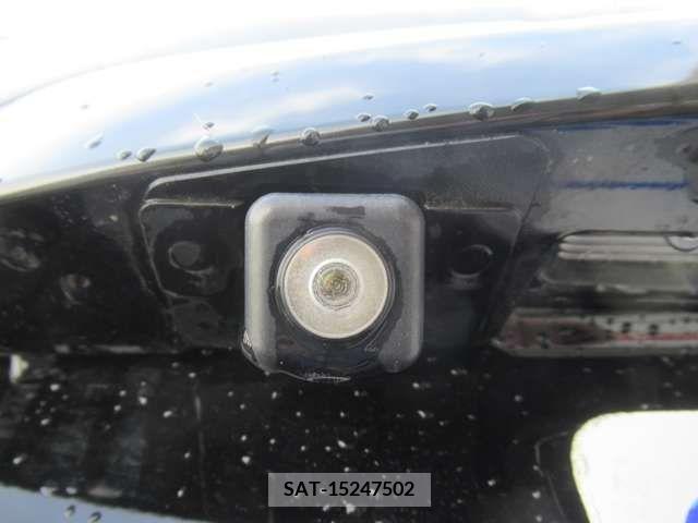 Nissan NOTE 2013-02 372686-14