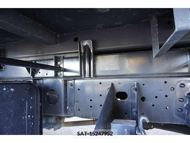 Hino RANGER 2013-10 204761-10