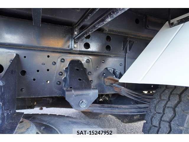 Hino RANGER 2013-10 204761-9