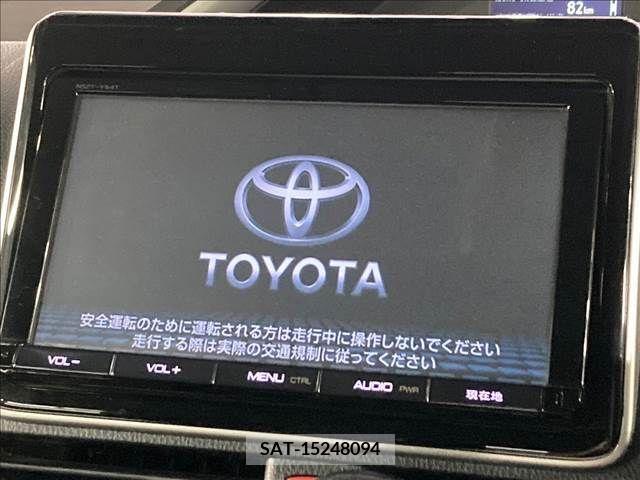 Toyota VOXY 2015-09 370342-3