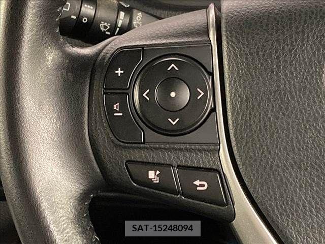 Toyota VOXY 2015-09 370342-9