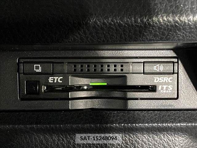 Toyota VOXY 2015-09 370342-8