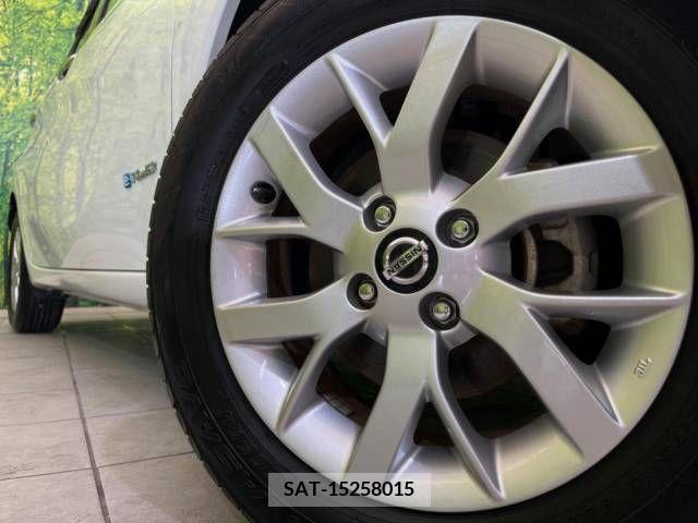 Nissan NOTE 2019-03 305471-13
