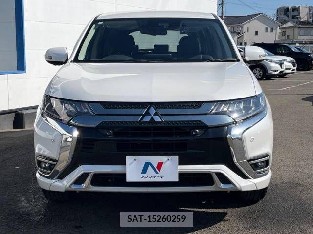 Mitsubishi OUTLANDER PHEV 2018-11 219083-14