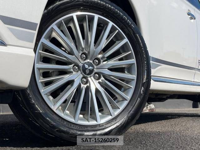 Mitsubishi OUTLANDER PHEV 2018-11 219083-13