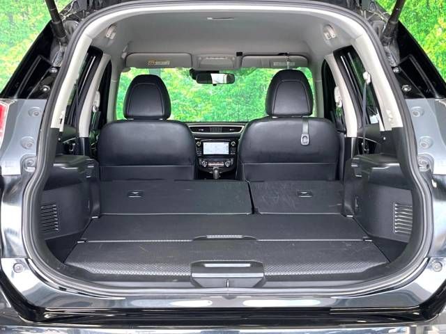 Nissan X-TRAIL 2016-09 23072-12