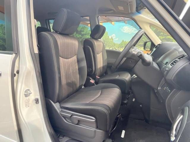 Nissan SERENA 2015-03 24130-8