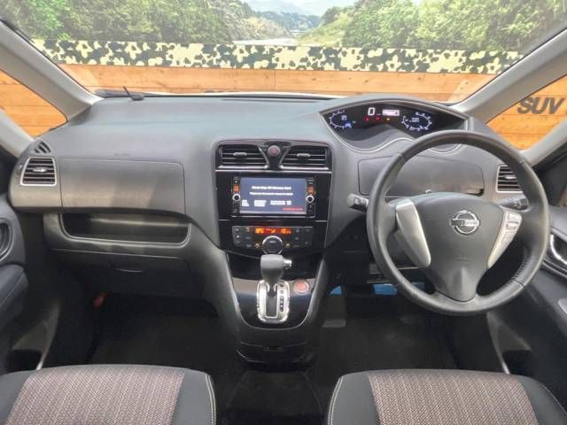 Nissan SERENA 2015-03 24130-1