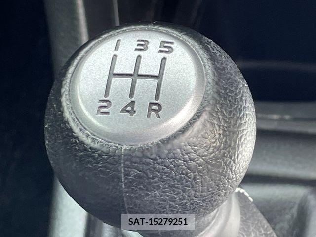 Suzuki SWIFT 2013-04 328387-27