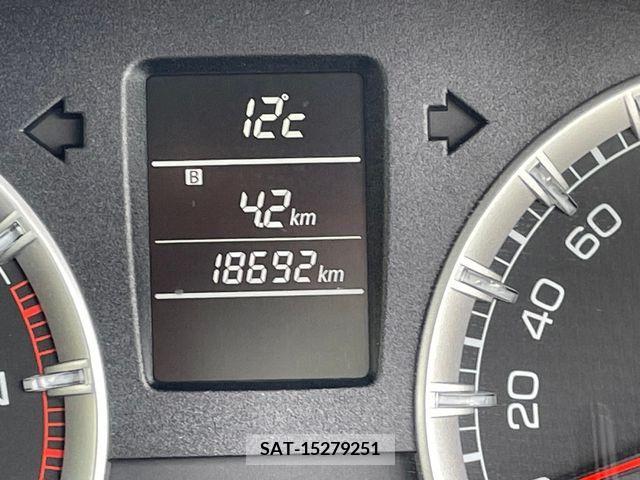 Suzuki SWIFT 2013-04 328387-26