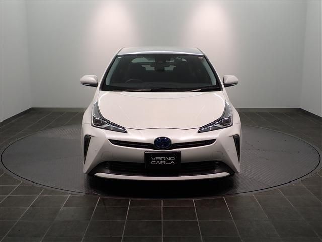 Toyota PRIUS 2021-08 9538-4