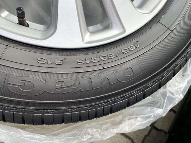 Toyota NOAH HYBRID 2021-08 190362-8