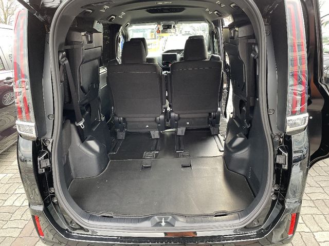 Toyota NOAH HYBRID 2021-08 190362-6