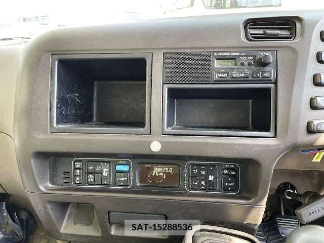 Mitsubishi ROSA 2003-03 233189-3