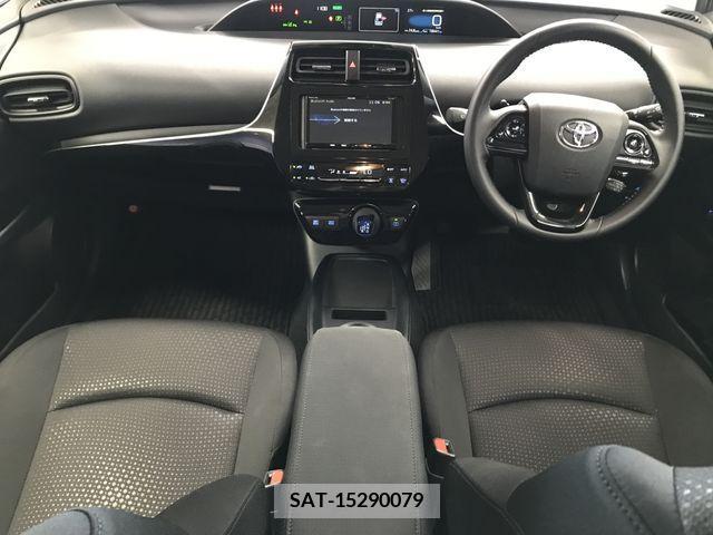 Toyota PRIUS 2021-09 201676-1