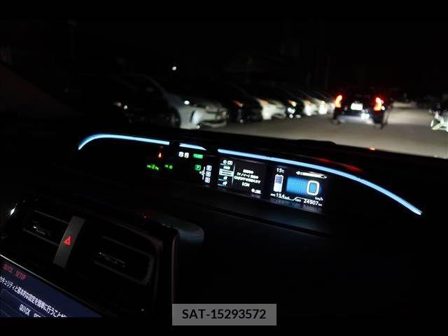 Toyota PRIUS 2018-02 247484-15