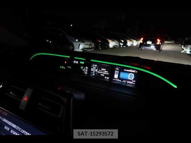 Toyota PRIUS 2018-02 247484-12