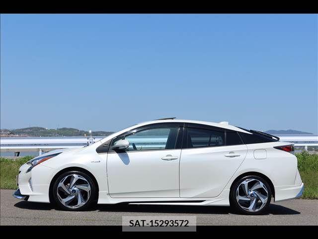 Toyota PRIUS 2018-02 247484-6