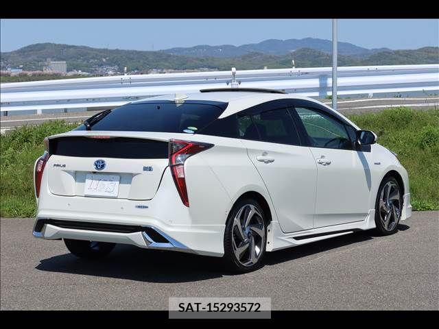 Toyota PRIUS 2018-02 247484-3