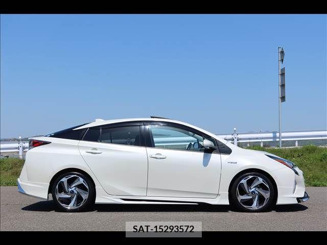 Toyota PRIUS 2018-02 247484-2