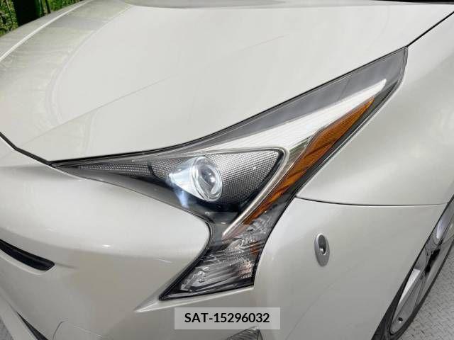 Toyota PRIUS 2016-07 366495-15