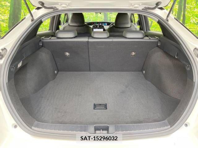 Toyota PRIUS 2016-07 366495-14