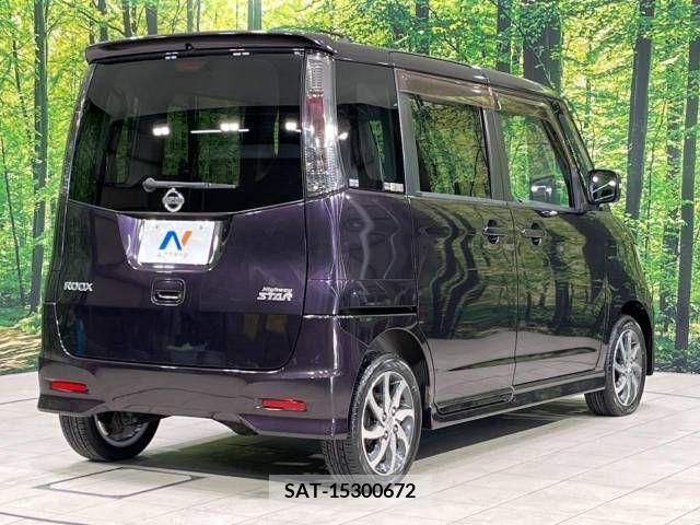 Nissan ROOX 2010-03 325875-17