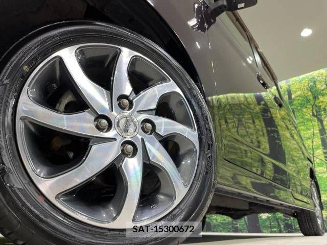 Nissan ROOX 2010-03 325875-13