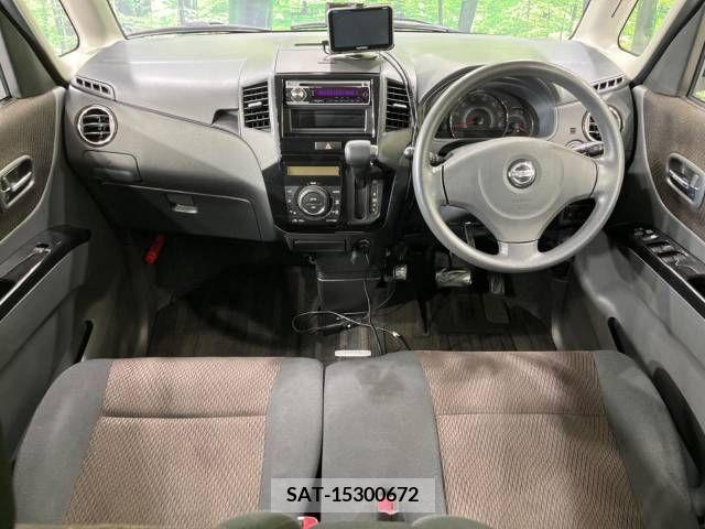 Nissan ROOX 2010-03 325875-1