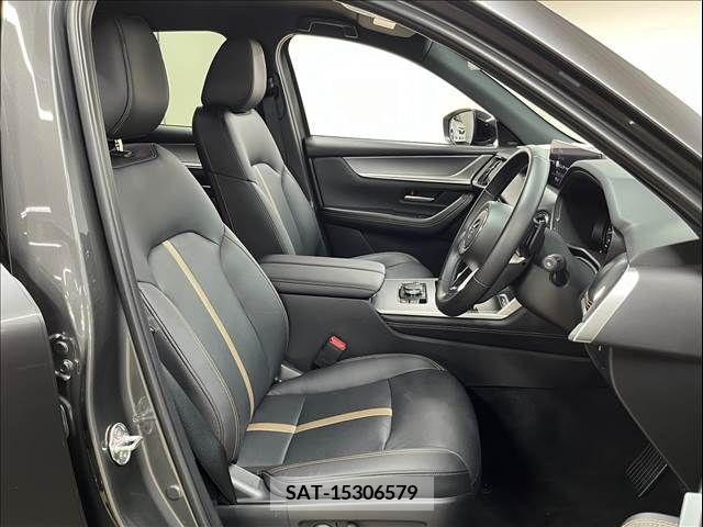Mazda CX-60 2022-08 308646-7