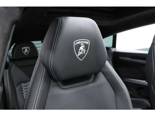 Lamborghini URUS 2022-05 13135-7