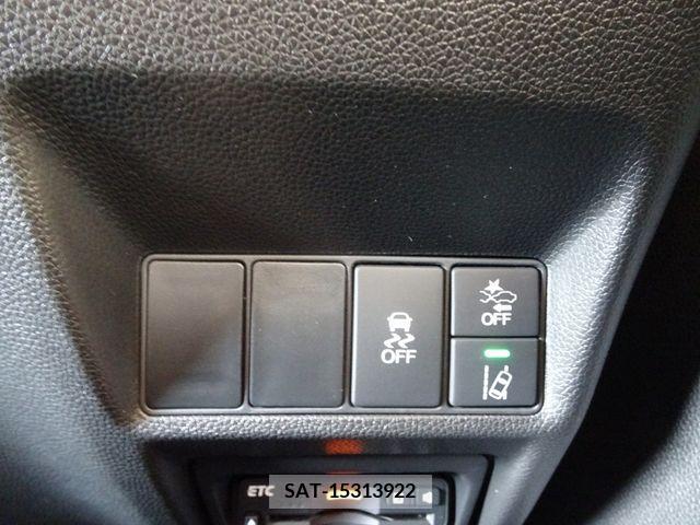 Honda e 2015-09 331458-12