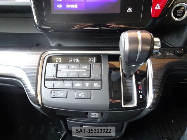 Honda e 2015-09 331458-9