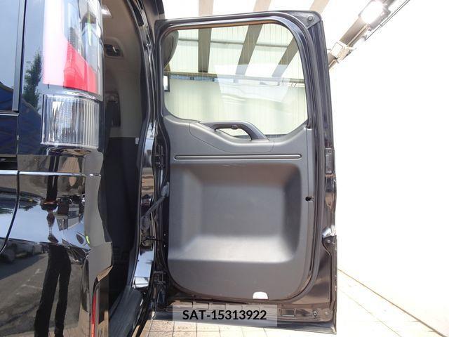 Honda e 2015-09 331458-27