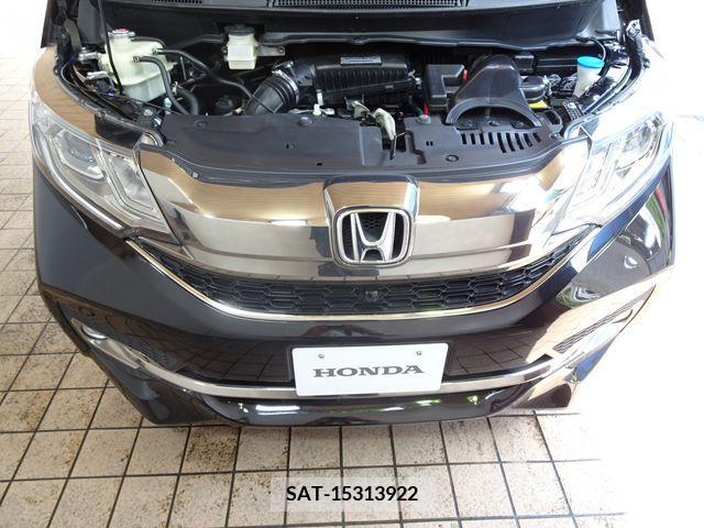 Honda e 2015-09 331458-23