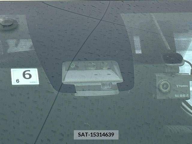 Toyota VOXY 2017-06 376780-6