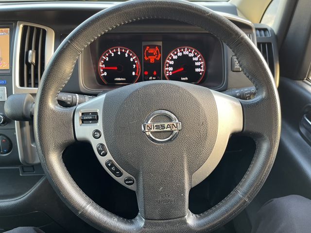 Nissan SERENA 2009-06 194563-19