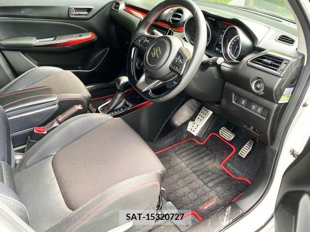 Suzuki SWIFT 2018-07 330318-1