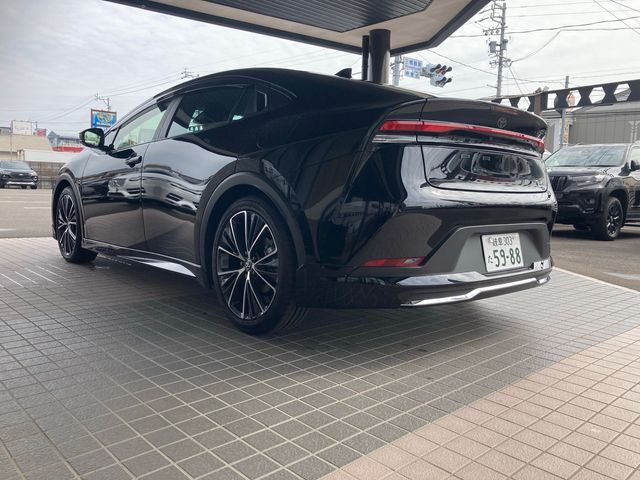 Toyota PRIUS 2023-02 2731-7