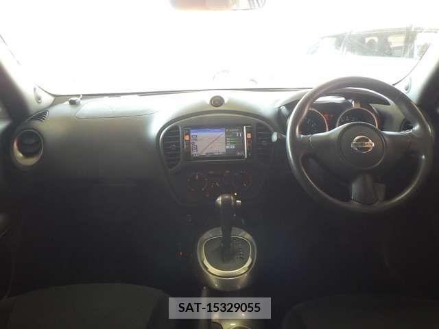 Nissan JUKE 2011-06 219003-1