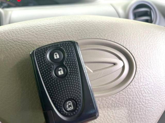 Daihatsu TANTO 2013-08 5976-5