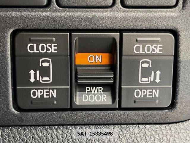 Toyota VOXY 2021-09 332600-6